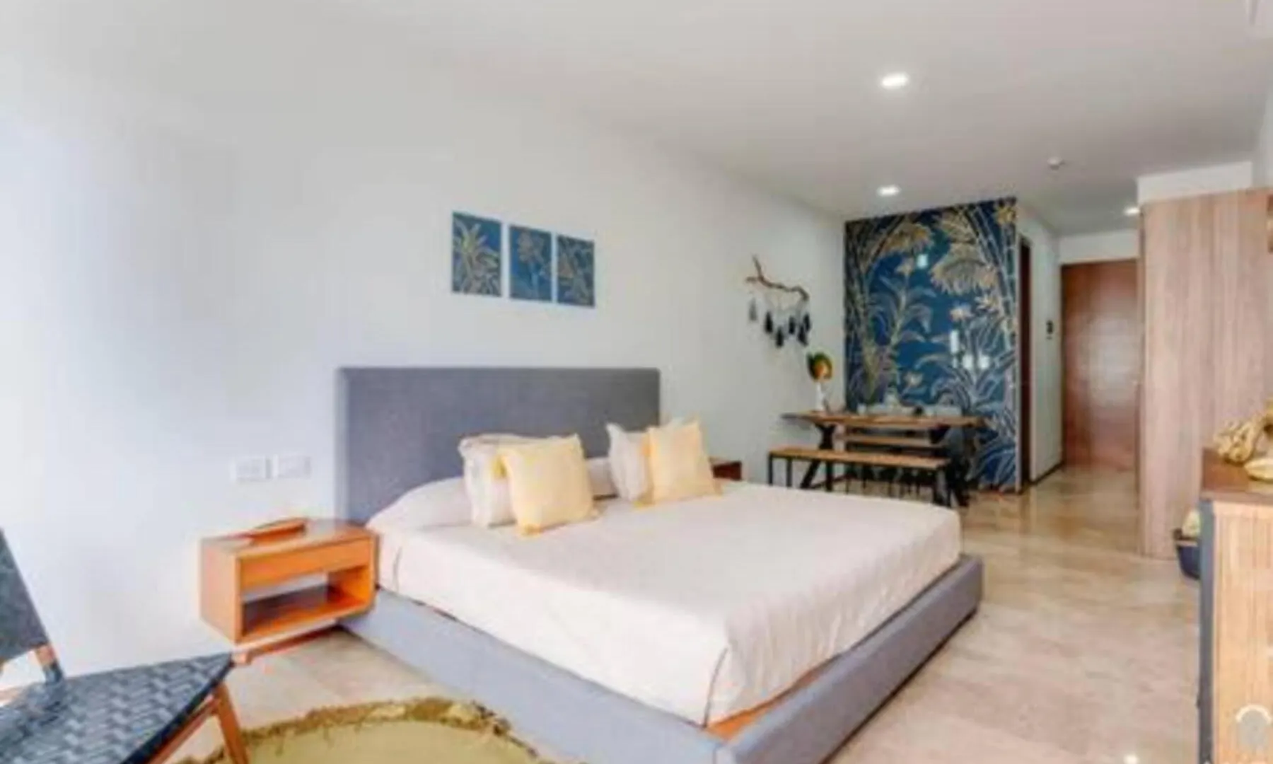 Adorable Rooftop Pool, Reliable Wifi, Near 5Th Ave Playa del Carmen Mexico